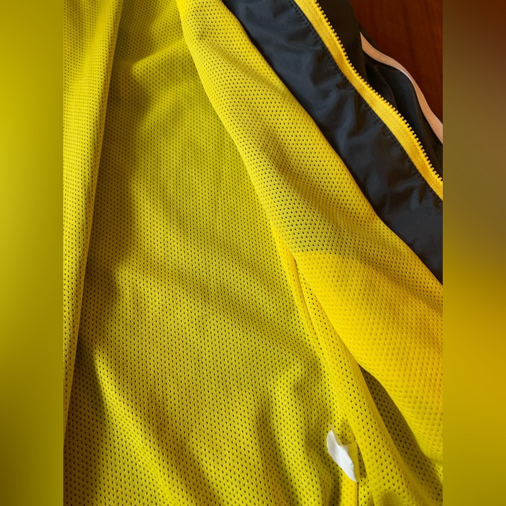 Super Lightweight Adidas Jacket - Picture 3 of 5